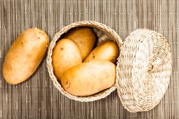 gerdanlı kutusunda patates