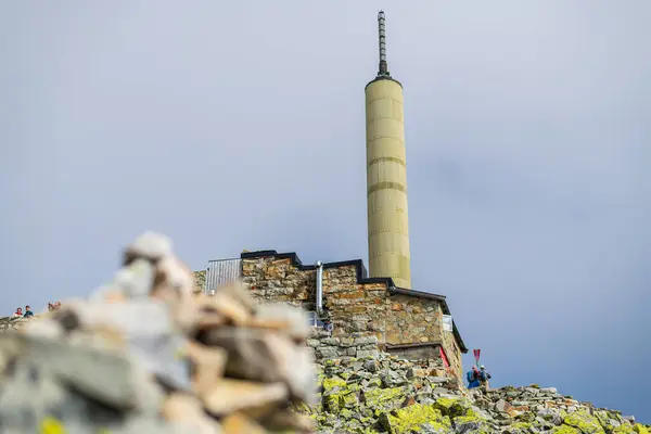 Norveç Teki Gaustatoppen Zirvesi Yolunda Güzel Bir Yaz Gününde — Stok fotoğraf