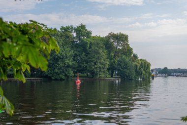 07 / 25 / 2021 Berlin: Belin 'deki Treptower Park' tan fotoğraflar