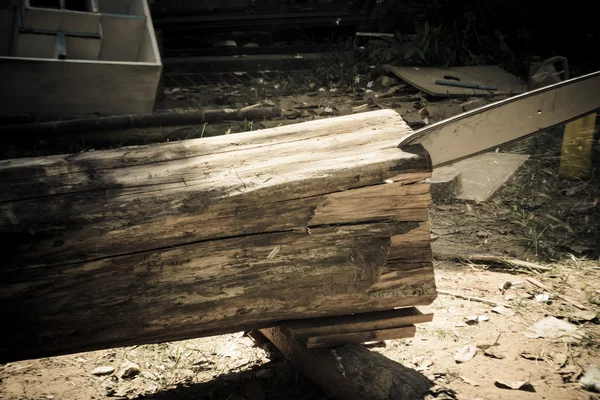 Лезвие для резки древесины — стоковое фото