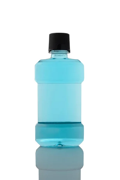 Botol Mouthwash Diisolasi Pada Latar Belakang Putih — Stok Foto