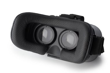 Siyah vr gözlükleri beyaz arkaplanda izole.