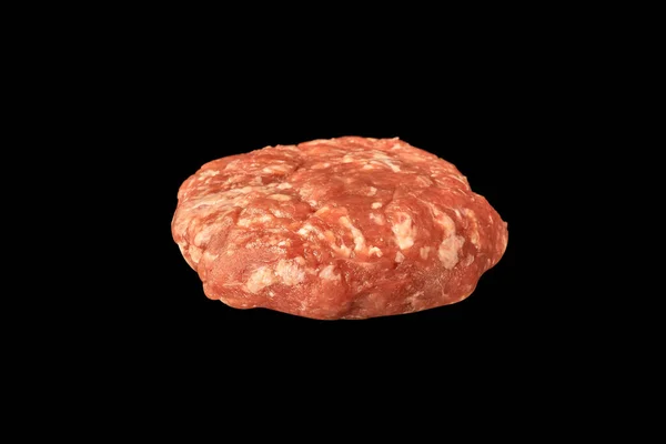 Rauw Ongekookt Vlees Cutlet Geïsoleerd Zwarte Achtergrond Hamburger Ingrediënt — Stockfoto