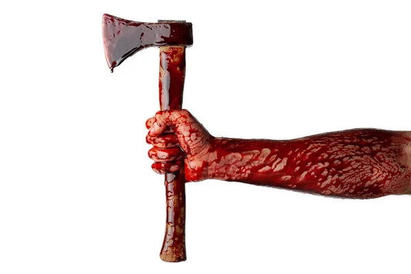 白い背景に孤立した斧で血の手 — ストック写真