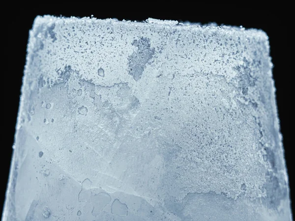 Кусок Льда Черном Фоне Студия Фото — стоковое фото