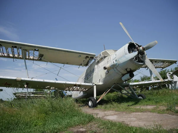 Velho Avião Abandonado Base Aviões Abandonados Quebrados — Fotografia de Stock