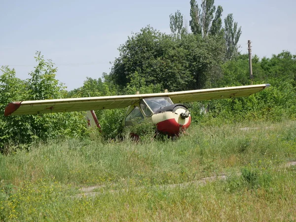 Régi Elhagyatott Gép Elhagyatott Törött Repülők Alapja — Stock Fotó