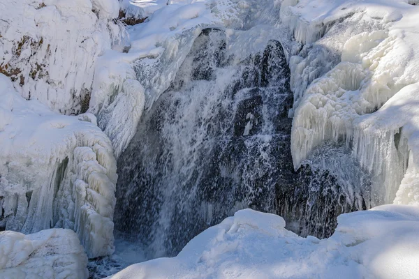 Vodopád zimní rampouch sněhová voda — Stock fotografie