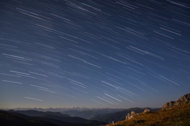 dağlar yıldız parça gökyüzü