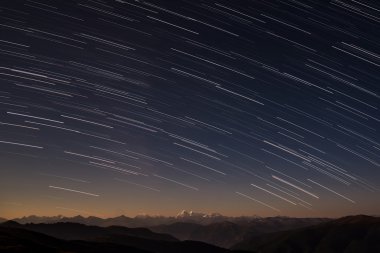 dağlar yıldız parça gökyüzü