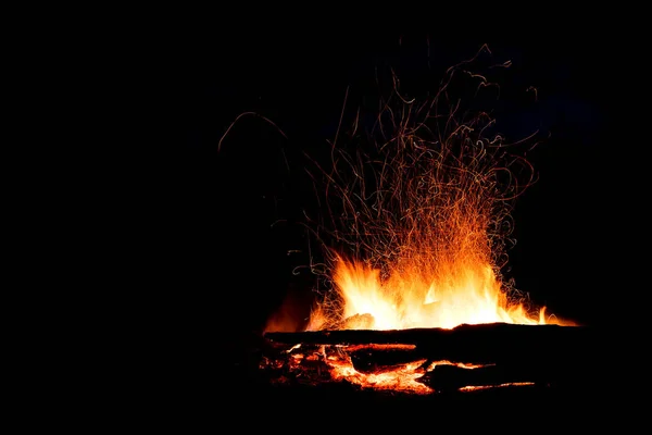 Beautiful Bonfire Red Yellow Orange Spurts Flames Sparks Form Tracks — Stock Photo, Image