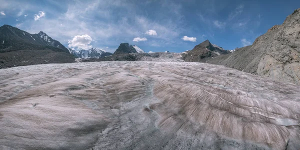 Panorama Incredibile Ghiacciaio Con Crepe Neve Ghiaccio Drone Sullo Sfondo — Foto Stock