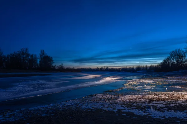 Noche paisaje río hielo —  Fotos de Stock