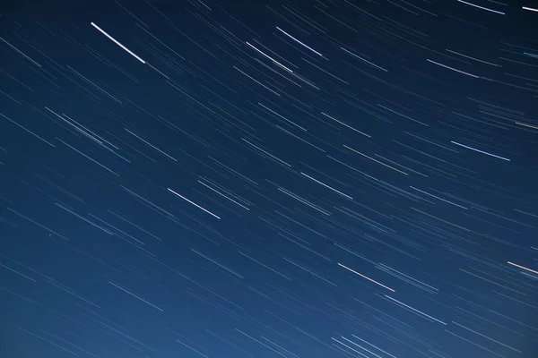 Estrella pistas cielo espacio — Foto de Stock