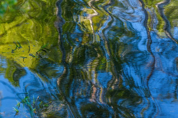 Textura agua reflexión fondo — Foto de Stock