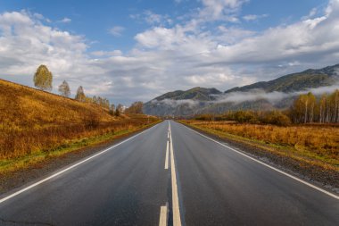 yol dağlar gökyüzü asfalt sonbahar