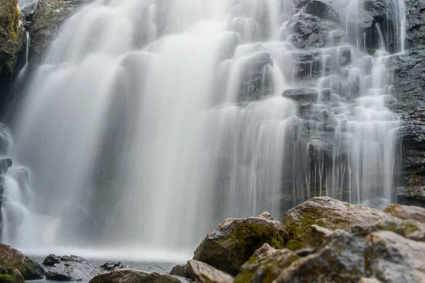 Wasserfall Stein Steine Herbst — Stockfoto