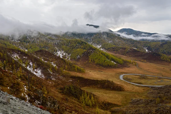 Mountains valley autumn fog top view — Stock Photo, Image