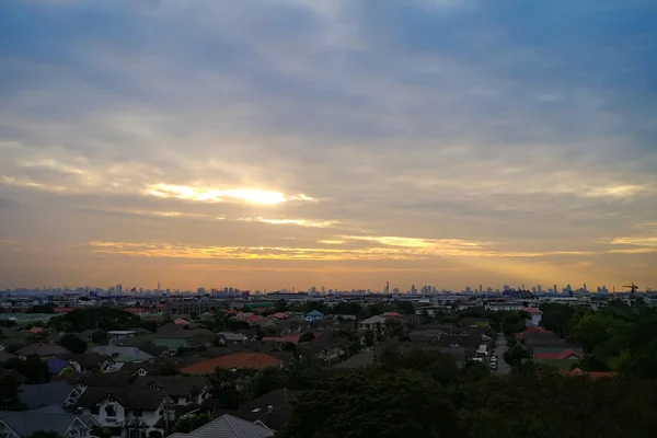 Crepúsculo puesta de sol Tailandia . — Foto de Stock