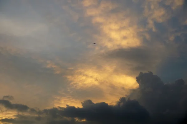 Crepúsculo por do sol Tailândia . — Fotografia de Stock