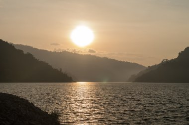 Alacakaranlık doğa Barajı.