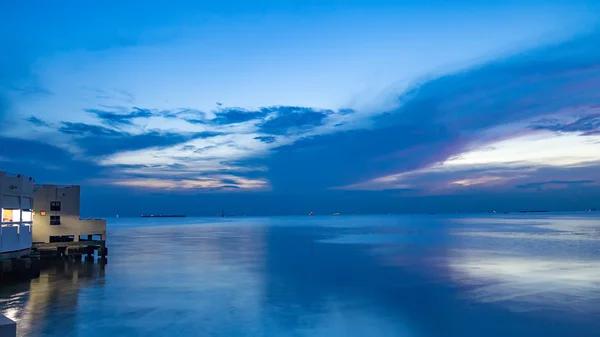 Crepúsculo mar en Tailandia — Foto de Stock