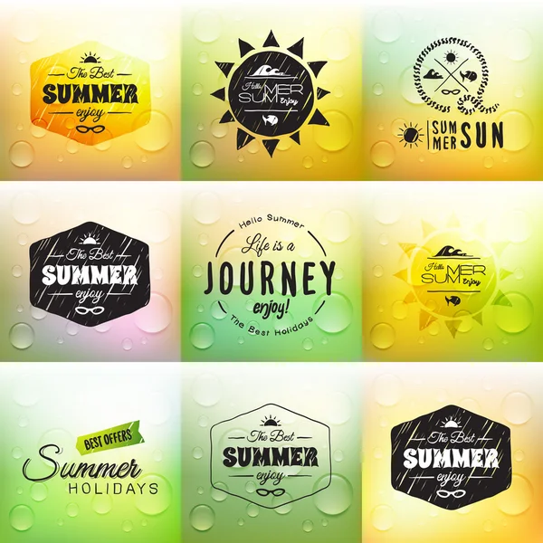 Retro summer label set in doodle sketch style — Stock Vector