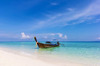 Longtale tekne güzel plaj, Krabi, Tayland Thailand
