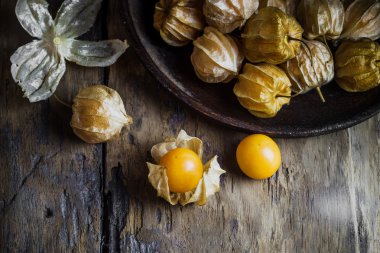 Tatlı portakal organik cape bektaşi ahşap arka plan üzerinde