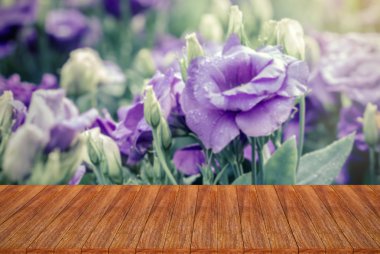 boş tablo ürününüz için hazır görüntü montaj