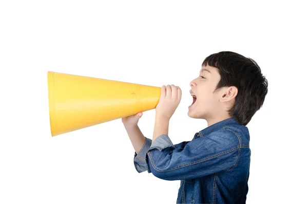 Menino usando megafone gritando sombra no fundo branco — Fotografia de Stock