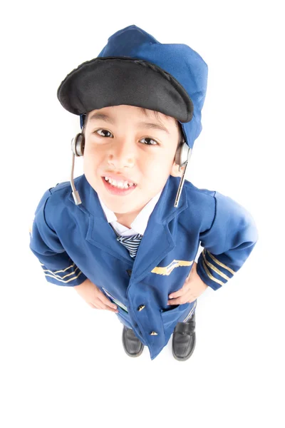 Pequeño niño fingir como un piloto sobre fondo blanco — Foto de Stock