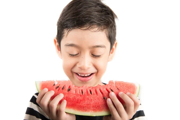 Küçük çocuk watermelin beyaz arka plan üzerinde yemek — Stok fotoğraf