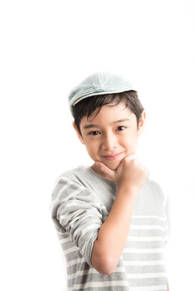 Malý hezký boy portrét představují na bílém pozadí — Stock fotografie