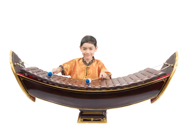 Mały chłopiec nauka tajski klasyczny ksylofon instument — Zdjęcie stockowe