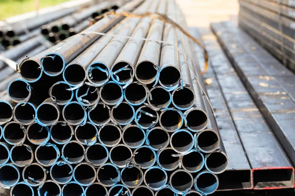 Stack of steel pipes — Stock Photo, Image