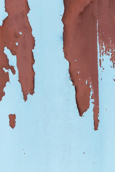 Ржавая стена очищает фон от краски — стоковое фото