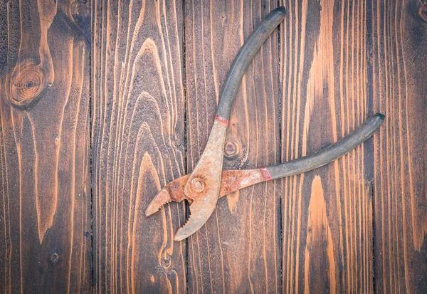 Herramientas en mesa de madera — Foto de Stock