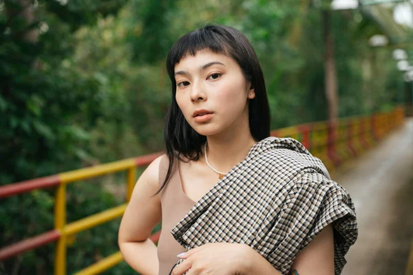 Mulher Negócios Asiática Com Jaqueta Formal Ombro — Fotografia de Stock