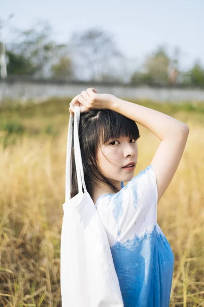 Black Half Tied Hair Girl White Blue Tie Dye Standing — Stock Photo, Image