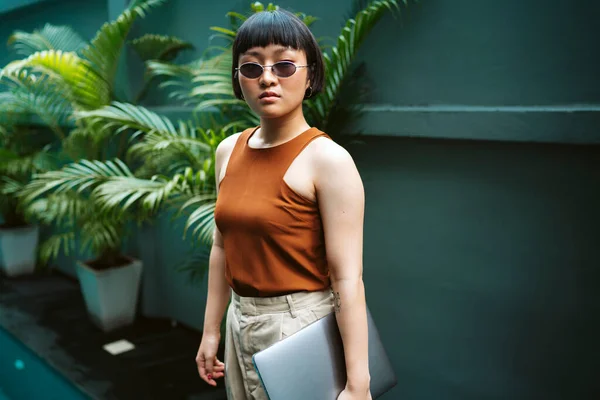 Portrait Businesswoman Wear Sunglasses Casual Shirt Holding Laptop — Stock Photo, Image