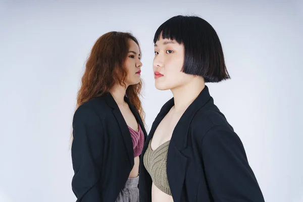 Retrato Dois Negócios Jovem Ásia Mulheres Vestindo Preto Jaqueta Terno — Fotografia de Stock