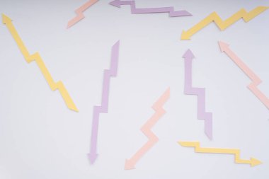 Ok bilgi grafikleri. İş istatistikleri, diyagram, veri görselleştirme, grafik bilgileri. Boşluğu kopyala.