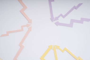 Ok bilgi grafikleri. İş istatistikleri, diyagram, veri görselleştirme, grafik bilgileri. Boşluğu kopyala.