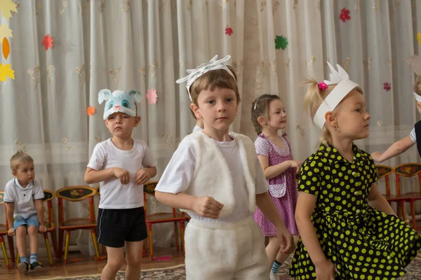 Bambini nella scuola materna — Foto Stock