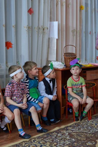 Kinderen op de kleuterschool — Stockfoto