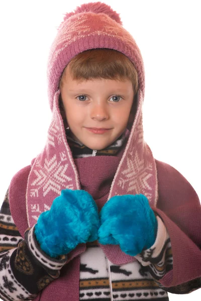 Портрет мальчика в теплой одежде — стоковое фото