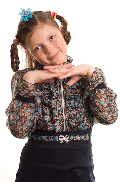 Retrato da menina smil com sardas — Fotografia de Stock