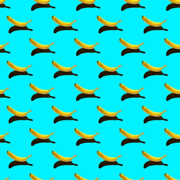 Muster Mit Reifen Gelben Bananen Auf Hellblauem Hintergrund Mittags Harte — Stockfoto