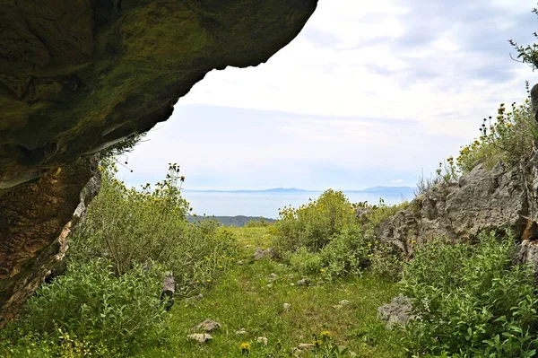 View from the entrance of Cave of Kreshmoi near Konispol — Stock Photo, Image